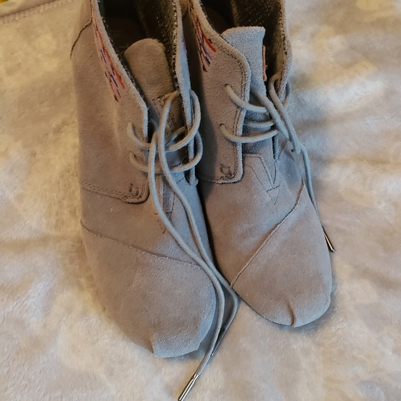 Toms Gray Wedge Bootie - Picture 3 of 3